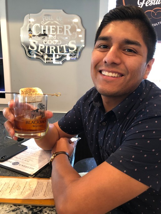 2F003BE8-F2BE-4760-A948-1998E22004E8