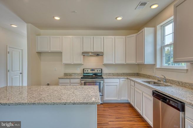 b0356422982b629957aed93da1537252l-m2xd-w1020_h770_q80